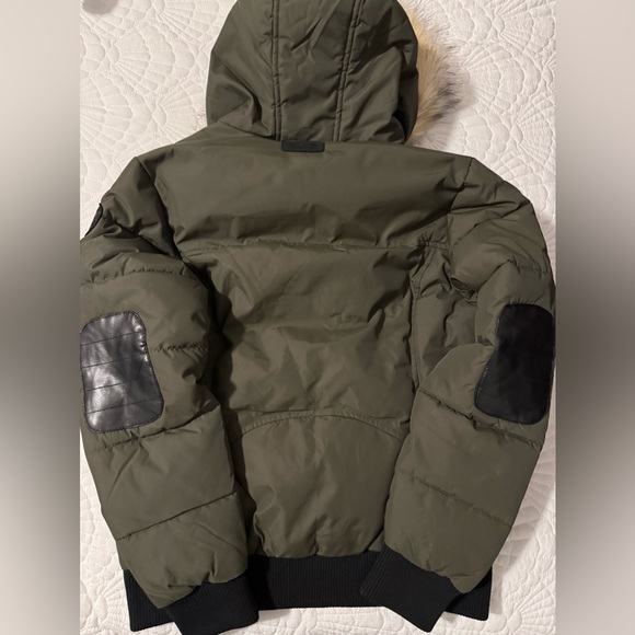 NWT Pajar Kids Winter Parka - Dark green with black trims- Size 18 - Picture 13 of 17